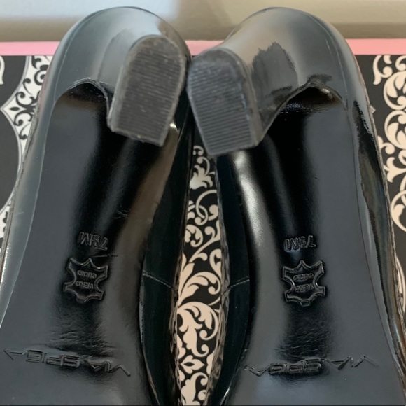 Via Spiga Patent Leather Tasha Platform Pumps - Picture 9 of 10